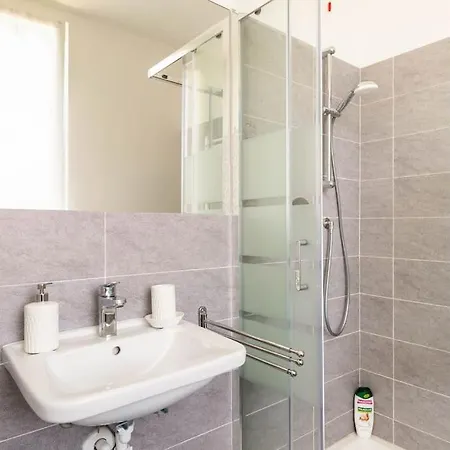 Garibaldi's דירה *